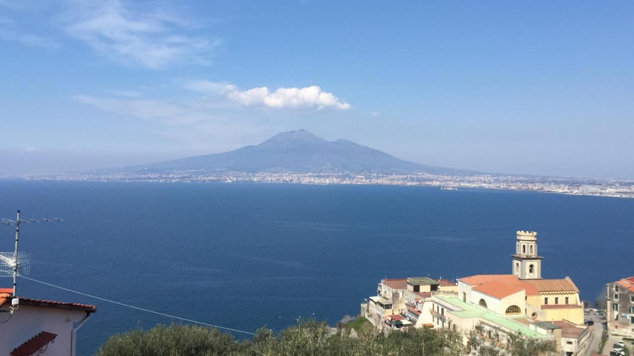 A Plane In The Sky Villa Castellammare di Stabia Exterior photo